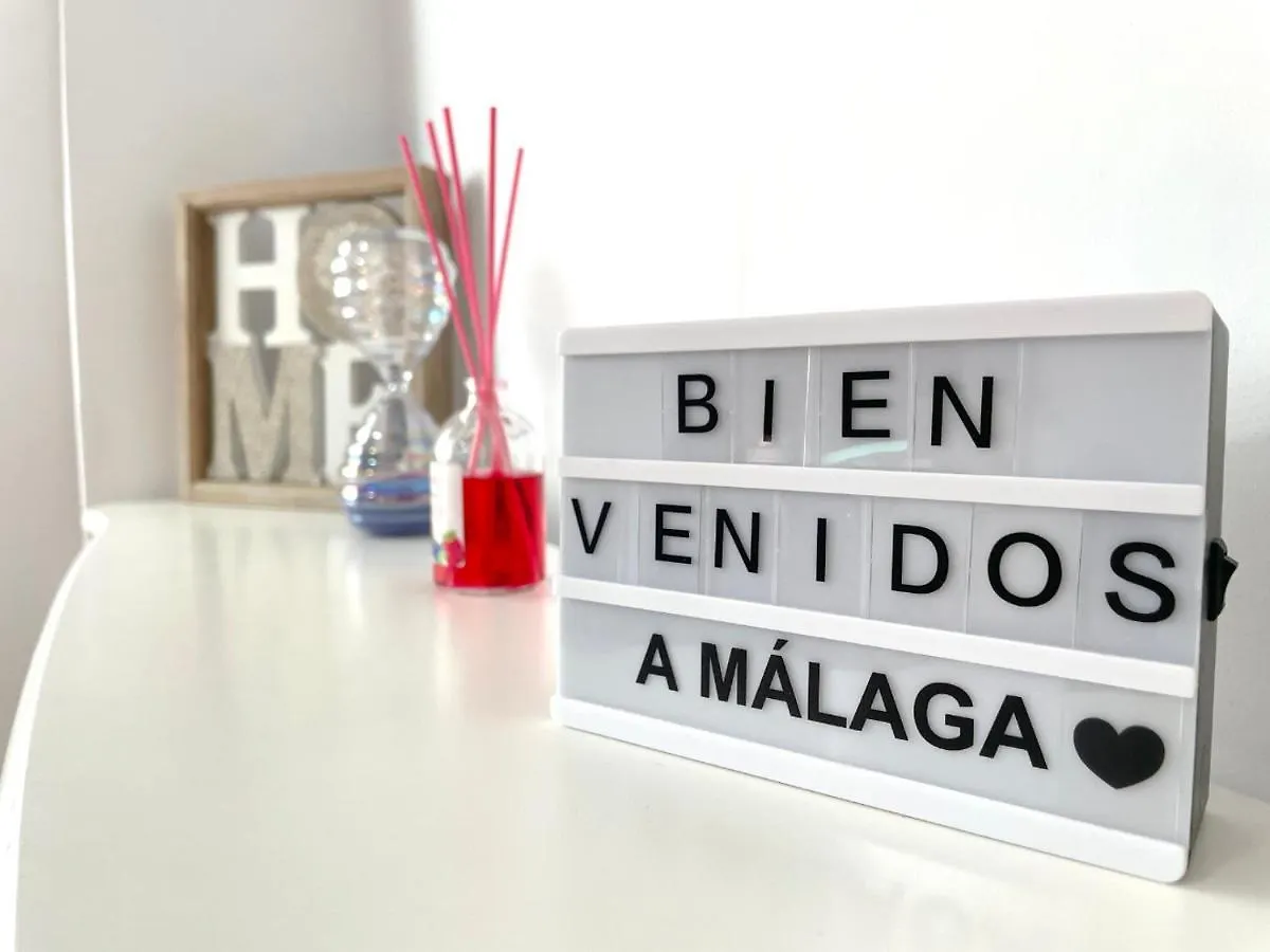 Apartamento Vialia Málaga 0*,